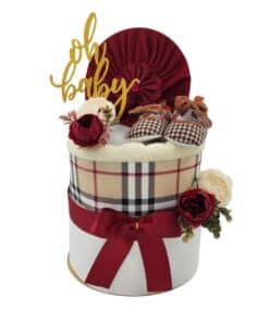 Diaper cake για κορίτσι με μοτίβο burberry